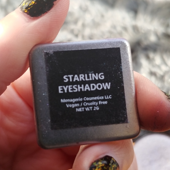 Sold Eyeshadow bundle - Picture 4 of 9